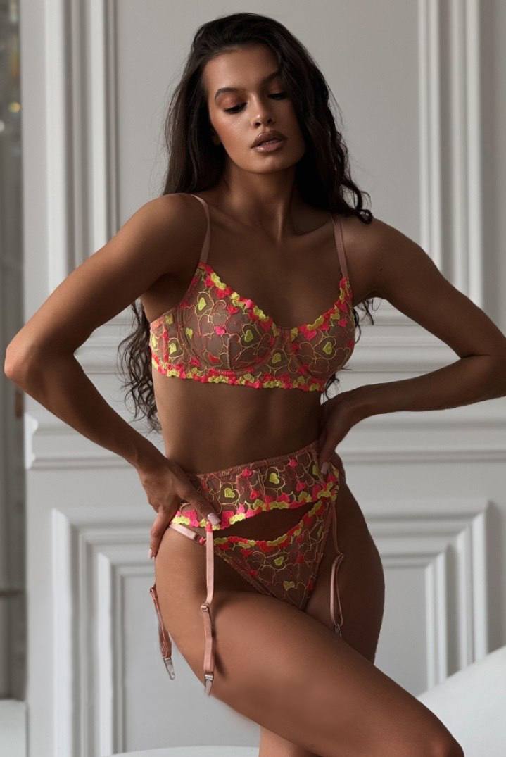 Кружевной бюстгальтер